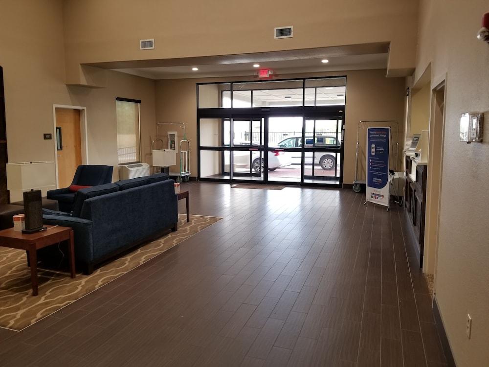Sonesta Essential - Baton Rouge Airport Hotel Exterior foto